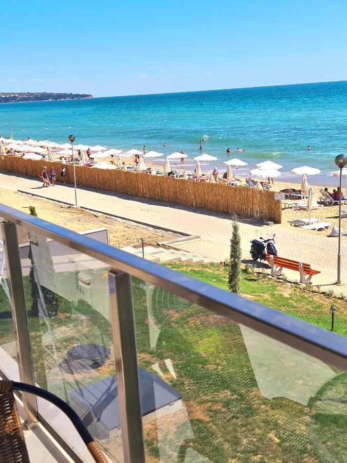 Gold Beach Apart Obzor Exterior foto